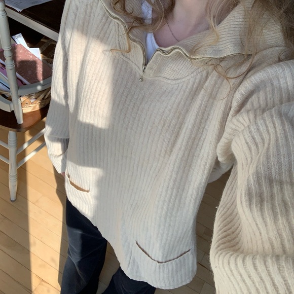 Esprit Cream Knit Sweater - Picture 4 of 8